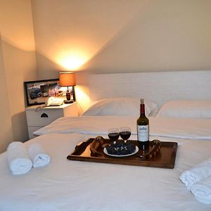 Habitación Económica con Cama King